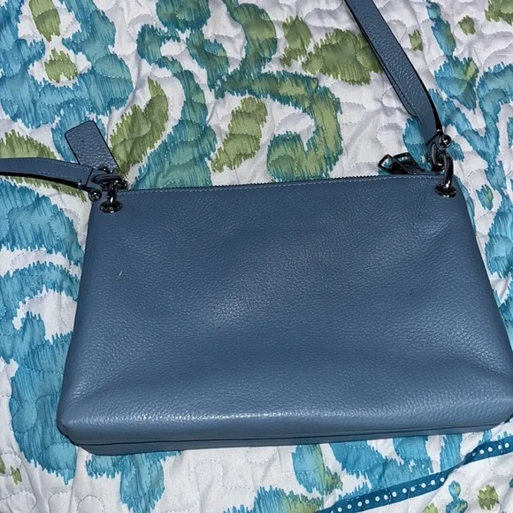 Coach Crossbody - Picture 4 of 8